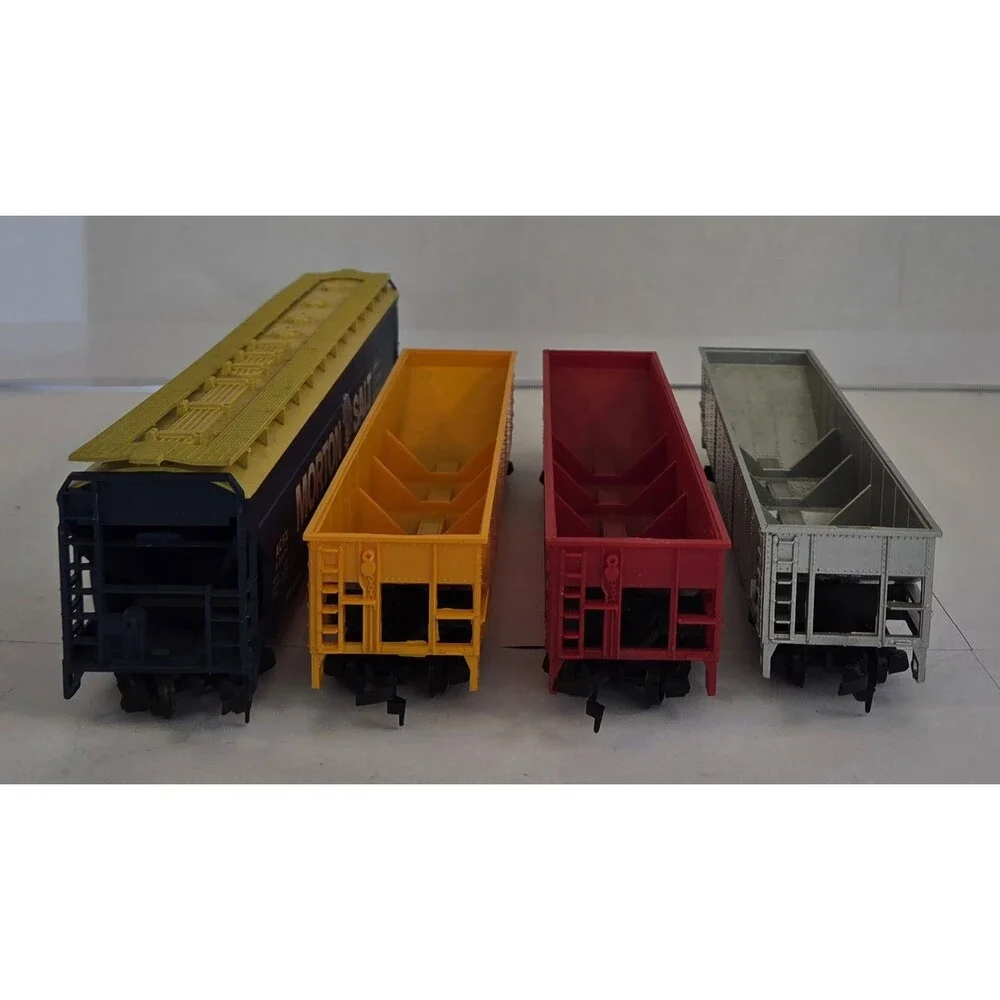 TYCO HO Scale Hopper Car Lot of 4, Morton Salt, Union Pacific, Revere, Virginian